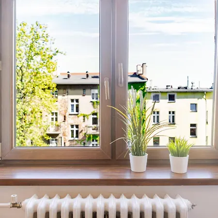 Gliwice City Centre Studios By Bookinghost Daire